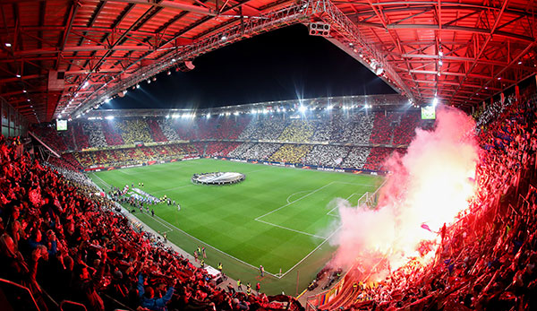 Fc Red Bull Salzburg Vs Roter Stern Belgrad Das Stadion Ist Ausverkauft
