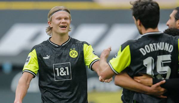 - SV Bremen 4:1: Dortmund verkürzt auf Champions-League-Platz vier