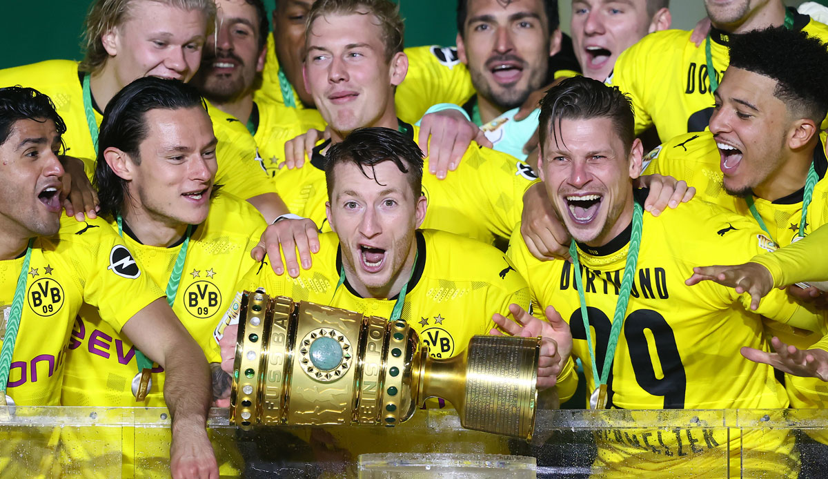 Tasse " Pokalhelden "  DFB-Pokalsieger  2021  Borussia Dortmund  Fussball 