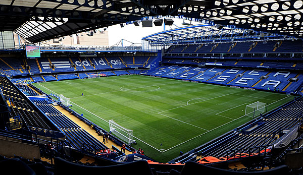Platz Fur 60 000 Zuschauer An Der Stamford Bridge