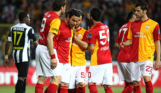 2011-2012 Sezonu Galatasaray Futbol Takımı Formaları - Galatasaray Sözlük