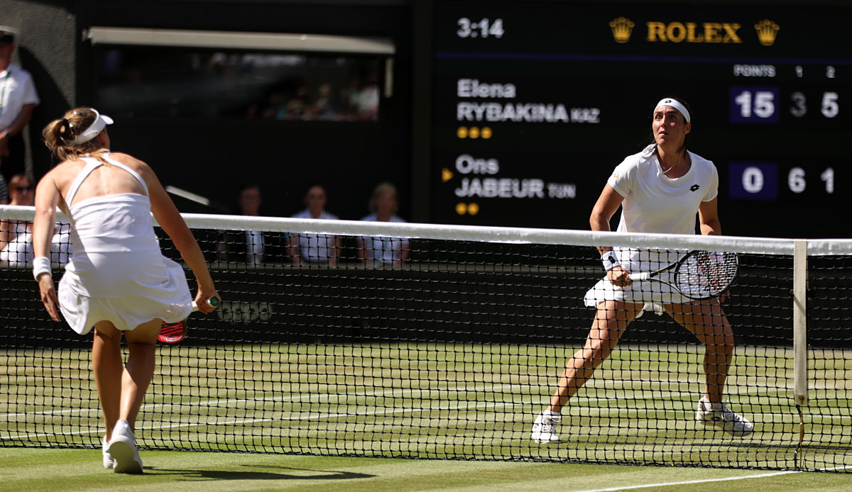 Rybakina triumphiert in Wimbledon